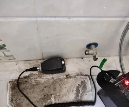 牟平屋顶漏水维修公司分享下卫生间漏水的危害及解决方法